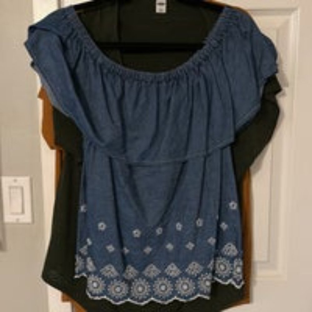 Old Navy Shirt Bundle - Picture 3 of 5